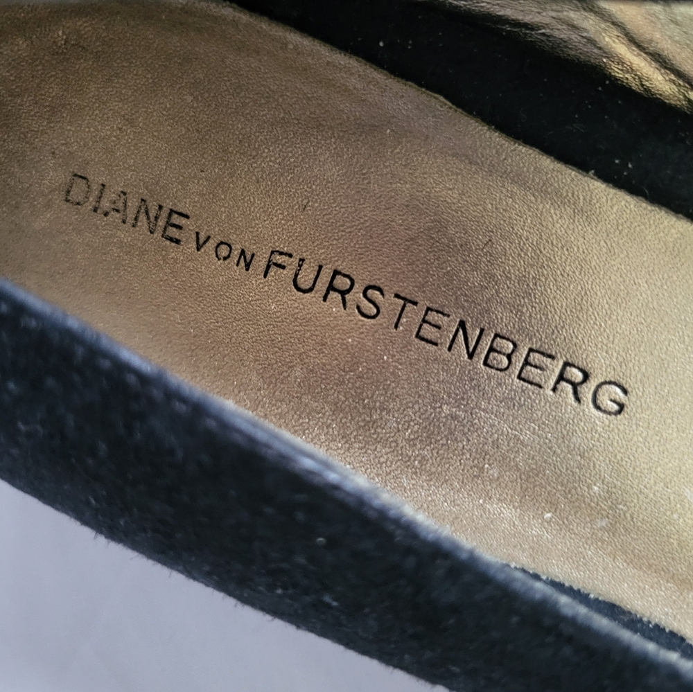 Diane Von Furstenberg Flats - Picture 4 of 8